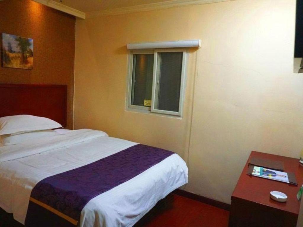 Greentree Inn Xi'An Bell And Drum Tower Food Street Ancient City Wall Ximen Express Hotel Extérieur photo